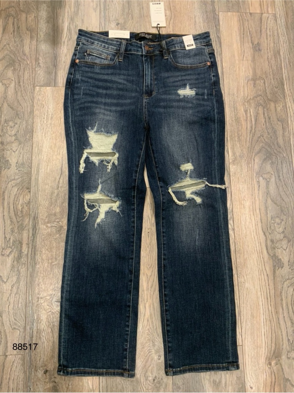 Judy Blue midrise  crop leg .Cropped Wide-Leg Jeans in Dark Indigo